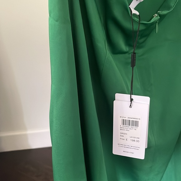 MAIA
FITTED HALTER NECK MIDI DRESS - Picture 7 of 7